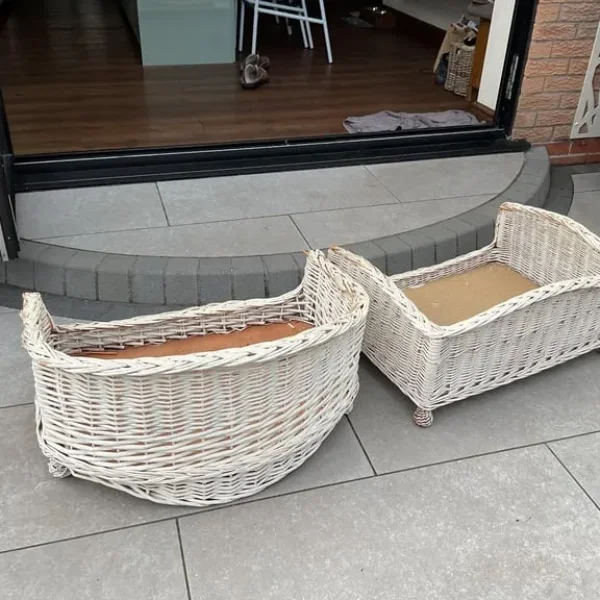 Dogs beds used .free