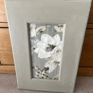Vintage distressed shabby chic grey chunky wood frame
