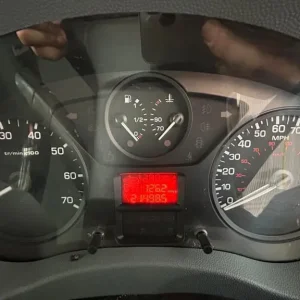 2011 Peugeot EXPERT PROFESSIONAL HDI PROFESSIONAL HDI Panel Van DIESEL Manual - Image 2