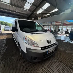 2011 Peugeot EXPERT PROFESSIONAL HDI PROFESSIONAL HDI Panel Van DIESEL Manual