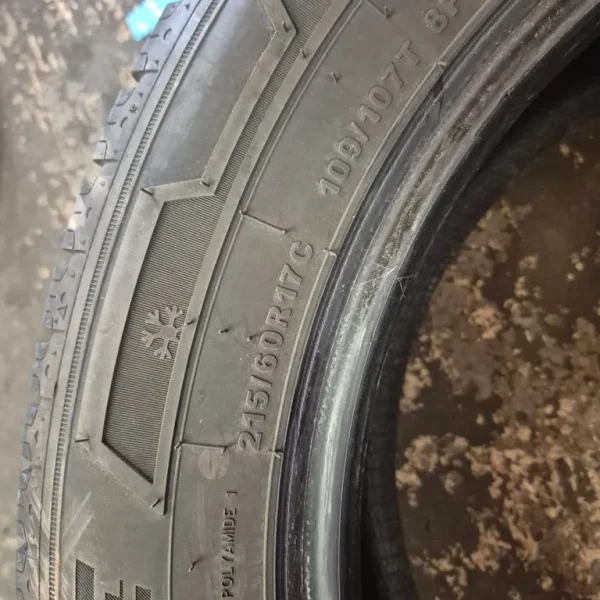 215/60/17c