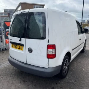 2010 Volkswagen Caddy 2.0SDI PD 69PS Van PANEL VAN Diesel Manual - Image 4