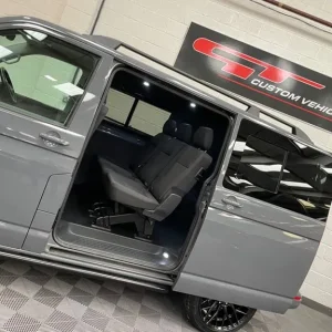 2023 73 Volkswagen Transporter T6.1 2.0TDI 150BHP T32 SWB HIGHLINE KOMBI DSG - Image 6