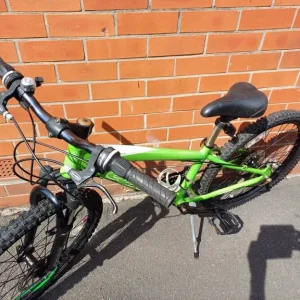 Carrera Blast Mountain , City Bike - lightweight aluminium frame , front suspension , bike stand . - Image 3