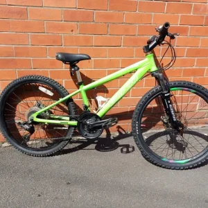 Carrera Blast Mountain , City Bike - lightweight aluminium frame , front suspension , bike stand .