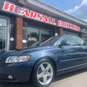 2011 61 VOLVO S40 2.0 SE LUX EDITION SALOON 4DR PETROL MANUAL EURO 5 (145 PS) - Image 2