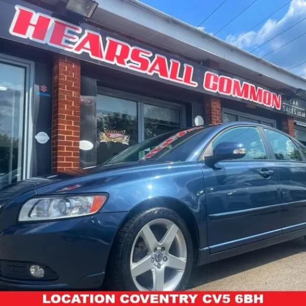 2011 61 VOLVO S40 2.0 SE LUX EDITION SALOON 4DR PETROL MANUAL EURO 5 (145 PS)