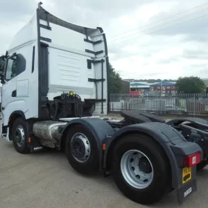 2021 '70' Iveco S Way 460, 6x2 - Image 5