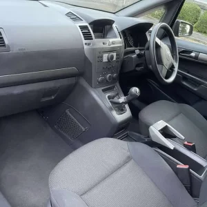 For sale Vauxhall zafira 1.6 7 seater - Image 8