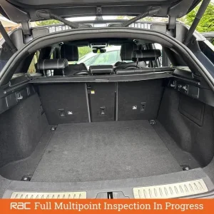 2019 Land Rover Range Rover Velar 2.0 D240 R-Dynamic SE SUV 5dr Diesel Auto 4WD Euro 6 (s/s) (240... - Image 7
