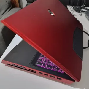 Alienware M18X R2 - 18.4 inches; - 32GB RAM - 1TB - i7-3840QM CPU - NEBULA RED gaming laptop - Image 2