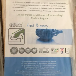 FREE - Laminate Flooring Vitality Deluxe 4V - Natural Oak 583 - Clickx® system