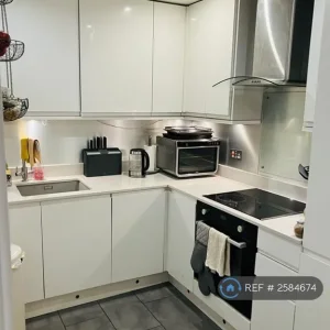 2 bedroom flat in Manor Gardens, London, N7 (2 bed) (#2584674) - Image 8