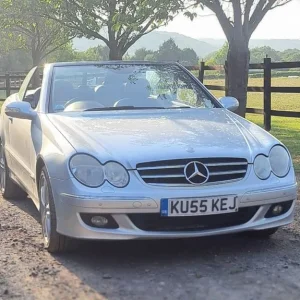 2005 Mercedes-Benz CLK 280 Avantgarde 2dr Tip Auto CONVERTIBLE Petrol Automatic - Image 2