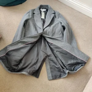 New, smart herringbone coat size 14 - Image 3