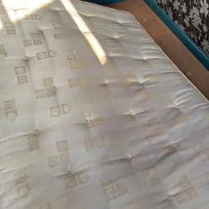 Double mattress free - Image 2