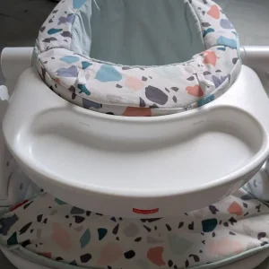 Sit me up chair with tray(small little highchair) - Image 3
