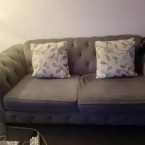 Chesterfield sofa x2 cuddle chairs