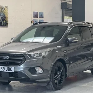 2018 Ford Kuga 2.0 TDCi ST-Line Powershift AWD Euro 6 (s/s) 5dr HATCHBACK Diesel Automatic - Image 3