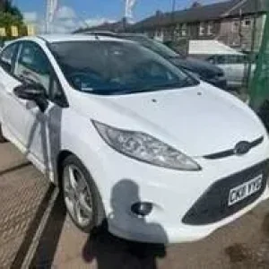 2011 Ford Fiesta 1.6 ZETEC S TDCI 3d 94 BHP Hatchback Diesel Manual - Image 2