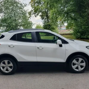 2015 Vauxhall Mokka 1.6 CDTi ecoFLEX Exclusiv 5dr HATCHBACK Diesel Manual - Image 3