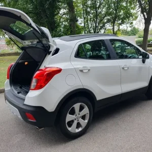 2015 Vauxhall Mokka 1.6 CDTi ecoFLEX Exclusiv 5dr HATCHBACK Diesel Manual - Image 8