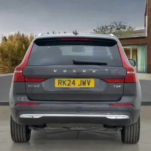 2024 Volvo XC60 Ultra (Bright) T8 AWD Plug-in hybrid ESTATE Petrol/Electric Hybrid Automatic - Image 4