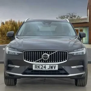 2024 Volvo XC60 Ultra (Bright) T8 AWD Plug-in hybrid ESTATE Petrol/Electric Hybrid Automatic - Image 8