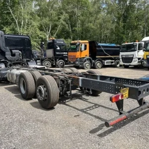 2018 DAF CF-370 6X2 CHASSIS CAB - Image 3