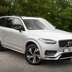2019 Volvo XC90 2.0 B5D [235] R DESIGN 5dr AWD Geartronic ESTATE DIESEL Automatic - Image 5