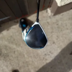 Taylormade sim 2 max golf driver for sale - Image 3