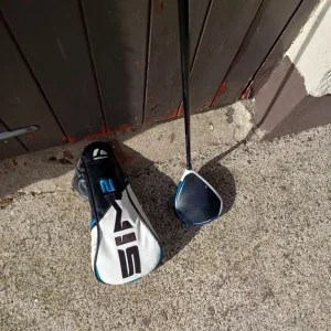 Taylormade sim 2 max golf driver for sale - Image 5