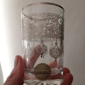 A set of 6 vintage glasses