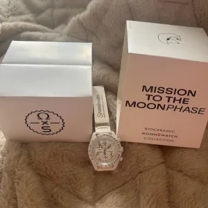 Mission to moonphase snoopy
