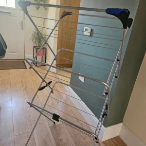 Adis Clothes airer