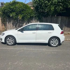 2013 Volkswagen Golf Manual Hatchback - Image 5
