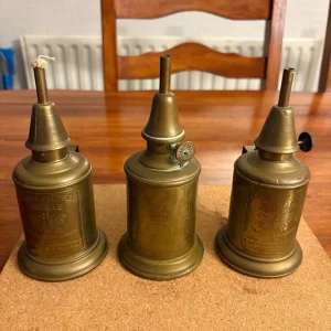 Paraffin spirit lamps