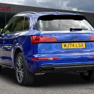 2024 Audi Q5 45 TFSI Quattro Black Edition 5dr S Tronic SUV Petrol Automatic - Image 3