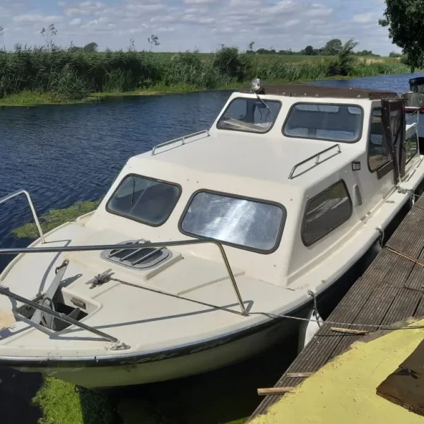 Weston 670 river cruiser