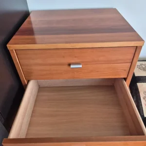 Solid Wood Chest of 6 Drawers - Image 2