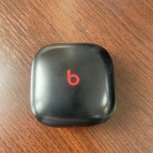 Beats Fit Pro Earbuds - Black - Image 4