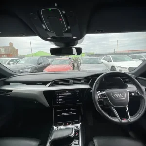 2022 Audi e-tron S LINE 55 QUATTRO Estate ELECTRIC - Image 6
