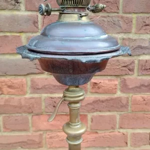 Art Nouveau brass and copper lamp - Image 3