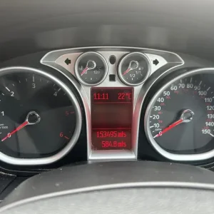 2011 Ford Focus Hatchback Manual - Image 7
