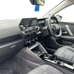 Citroen C4 1.2 Puretech Shine Plus Hatchback 5-door Petrol Euro 6 130 PS - Image 8