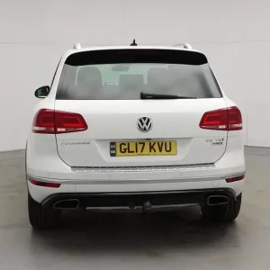 2017 Volkswagen Touareg 3.0 TDI V6 BlueMotion R-Line Plus - Image 8