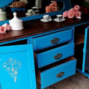 Antique ornate sideboard in turquoise and gold - Image 5