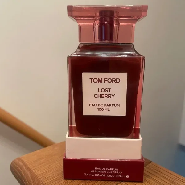 Tom Ford 109ml bottle