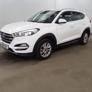 2016 Hyundai Tucson 1.7 Turbo Diesel, Blue Drive, Premium Edition - Image 4