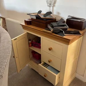 Oak sideboard storage cabinet - Image 6